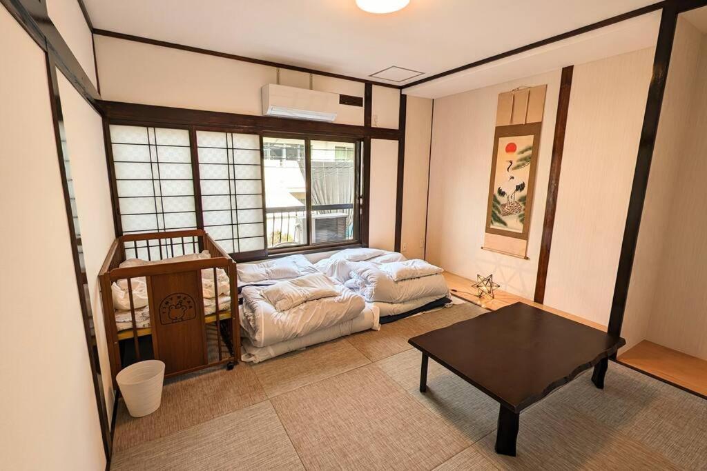Usj海遊館近い 朝潮橋駅徒歩4分無料駐車場有り最大12名宿泊可能 Wifi ベビー用品充実 Apartment Osaka